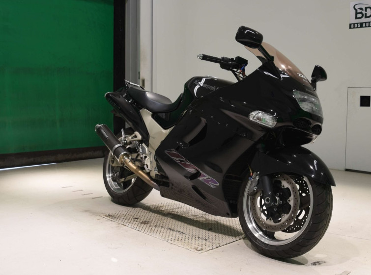Мотоцикл Kawasaki ZZ-R1100 с пробегом 25010 km