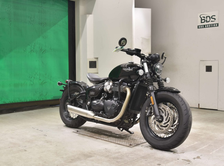 Мотоцикл Triumph BONNEVILLE BOBBER з пробігом 15327 km