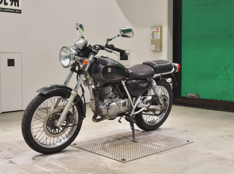 Мотоцикл Suzuki ST250E с пробегом 80738 km