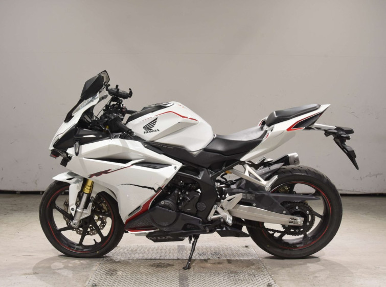 Мотоцикл Honda CBR250RRA с пробегом 8535 km