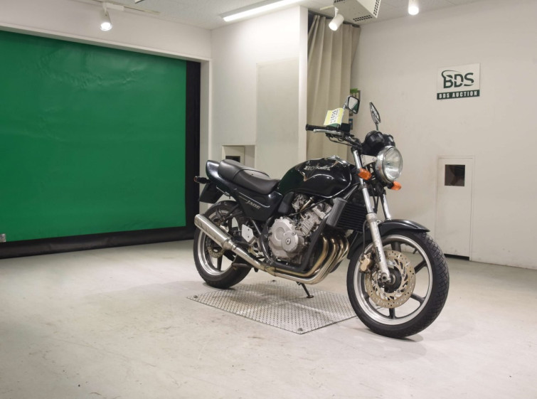 Мотоцикл Honda JADE CB250 с пробегом 13954 km