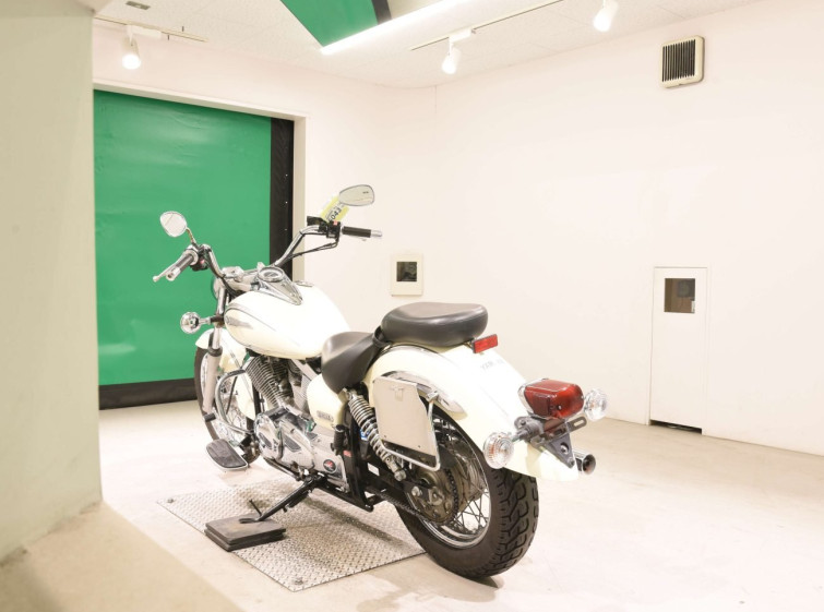 Мотоцикл Yamaha DRAGSTAR XVS250 з пробігом 11230 km