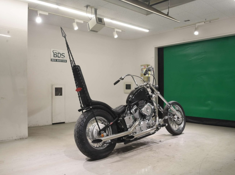 Мотоцикл Yamaha DRAGSTAR XVS400 с пробегом 6731 km