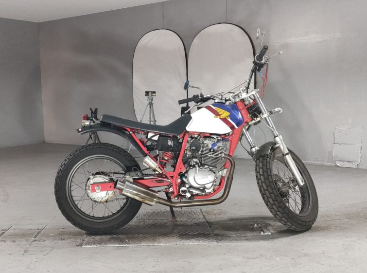 Мотоцикл Honda FTR223 с пробегом 14383 km