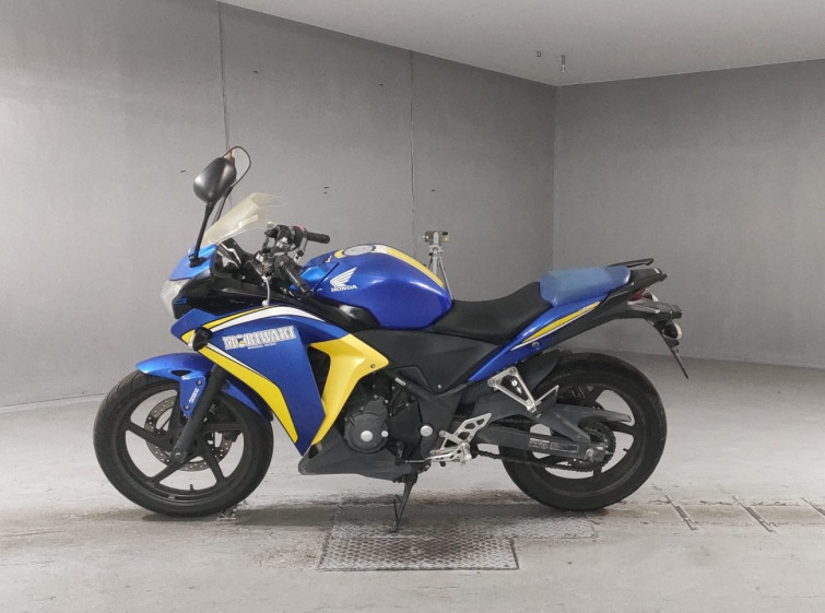Мотоцикл Honda CBR250R с пробегом 108426 km