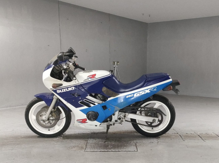 Мотоцикл Suzuki GSX-R250 з пробігом 25750 km