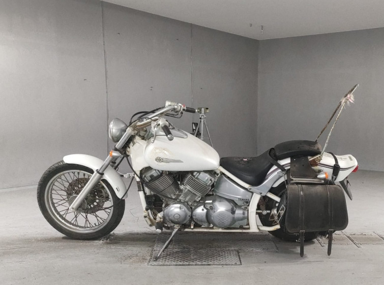 Мотоцикл Yamaha DRAGSTAR XVS400 с пробегом 39948 km