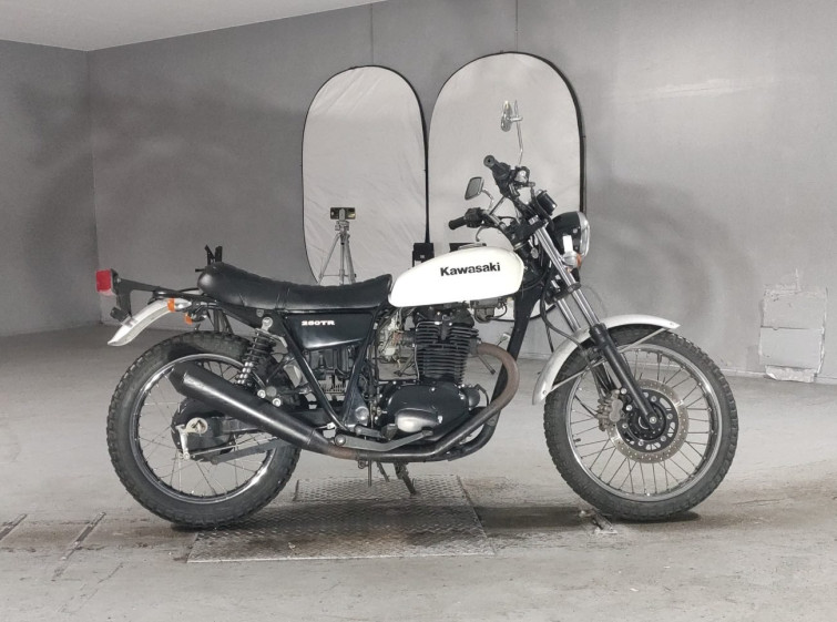 Мотоцикл Kawasaki 250TR с пробегом 20091 km