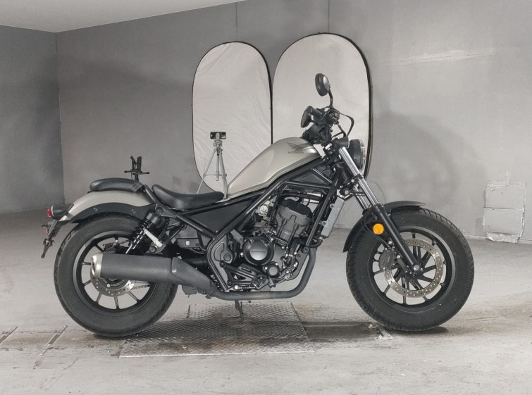 Мотоцикл Honda REBEL CMX250 з пробігом 2707 km