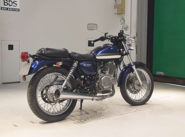 Мотоцикл Suzuki ST250E з пробігом 9253 km