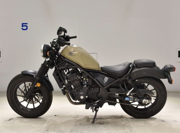 Мотоцикл Honda REBEL CMX250 з пробігом 54247 km