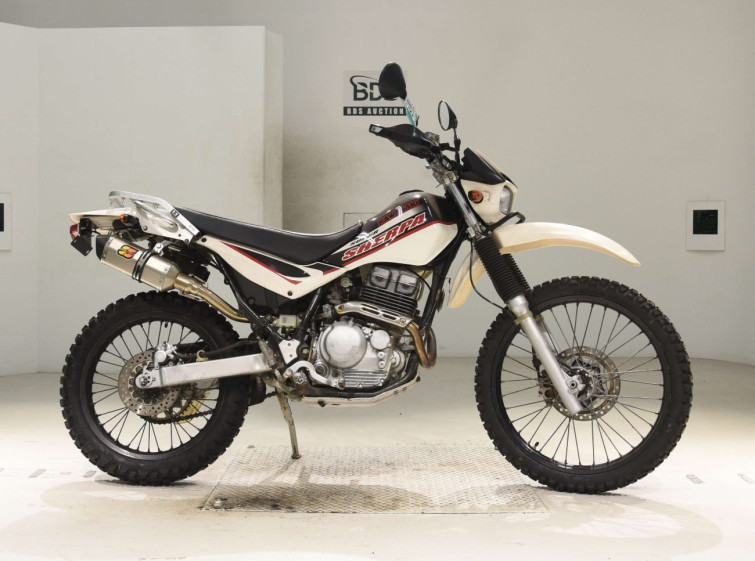 Мотоцикл Kawasaki SUPER SHERPA с пробегом 25317 km