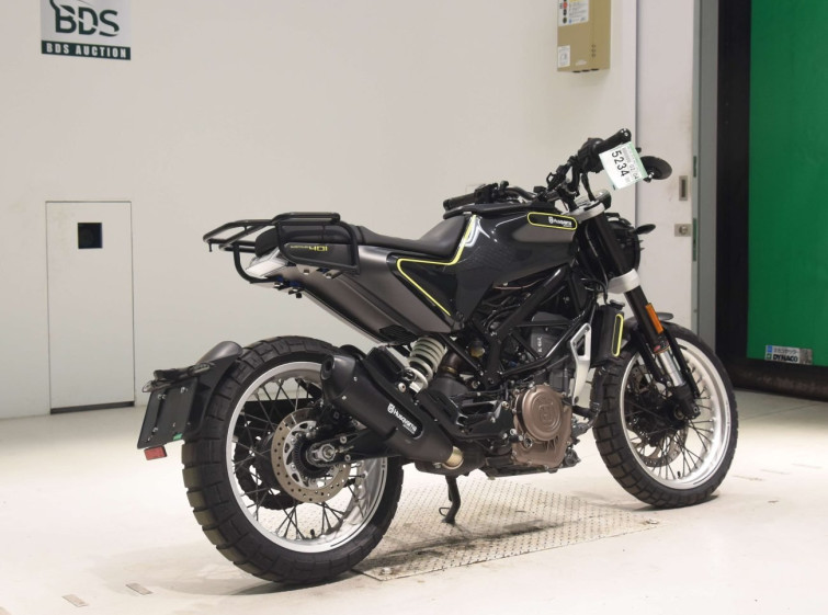 Мотоцикл Husqvarna SVARTPILEN 401 з пробігом 7057 km