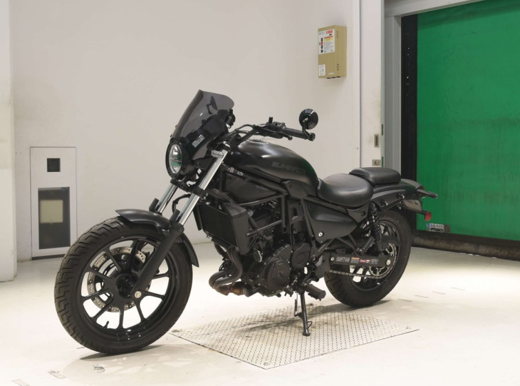 Мотоцикл Kawasaki ELIMINATOR 400 з пробігом 1369 km