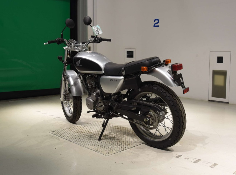 Мотоцикл Honda CB223S з пробігом 13917 km