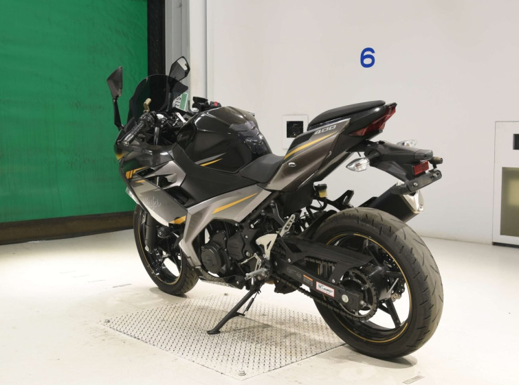 Мотоцикл Kawasaki NINJA400 с пробегом 12960 km