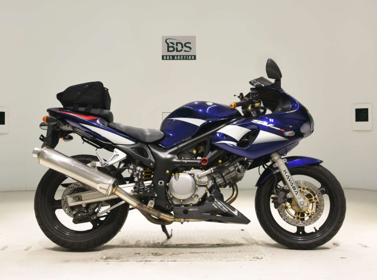 Мотоцикл Suzuki SV400S с пробегом 31817 km
