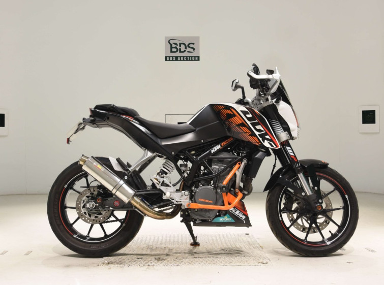 Мотоцикл KTM 200 DUKE з пробігом 9161 km