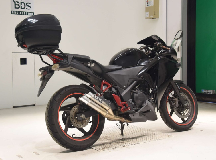 Мотоцикл Honda CBR250R с пробегом 19339 km