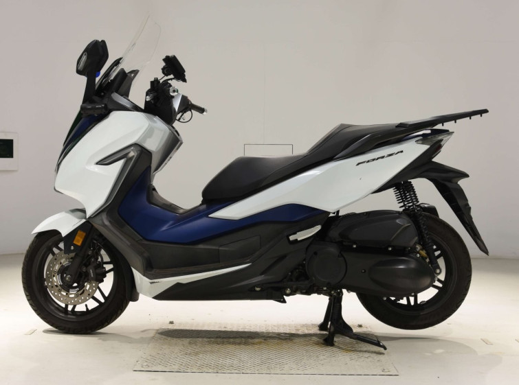 Мотоцикл Honda FORZA з пробігом 24718 km