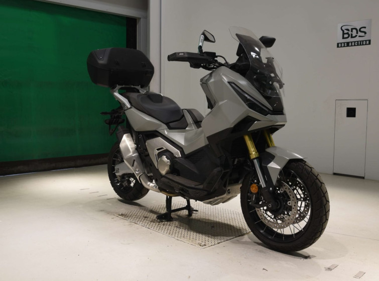 Мотоцикл Honda X-ADV750-2 з пробігом 1203 km