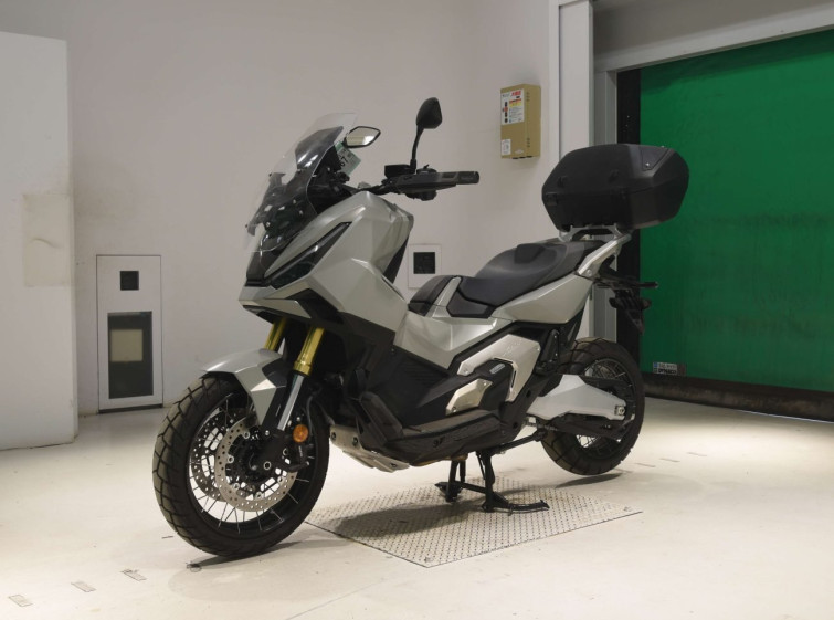 Мотоцикл Honda X-ADV750-2 з пробігом 1203 km