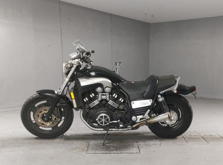 Мотоцикл Yamaha V-MAX1200 з пробігом 9422 m