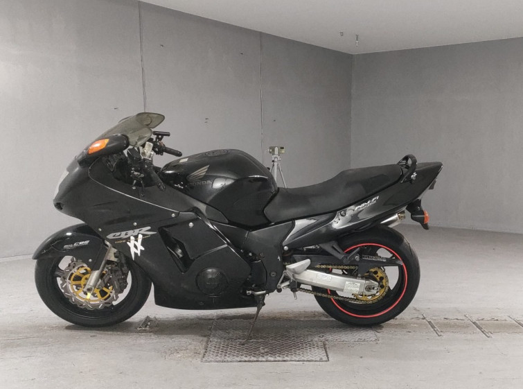 Мотоцикл Honda CBR1100XX BLACKBIRD з пробігом 95760 km