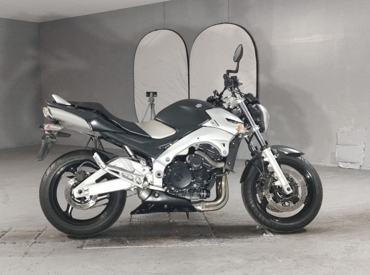 Мотоцикл Suzuki GSR400 с пробегом 49699 km