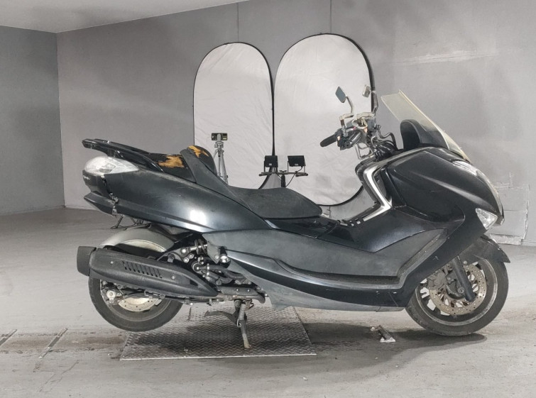 Мотоцикл Yamaha MAJESTY 250 с пробегом 48687 km