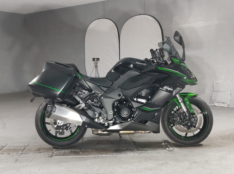 Мотоцикл Kawasaki NINJA1000SX с пробегом 3161 km