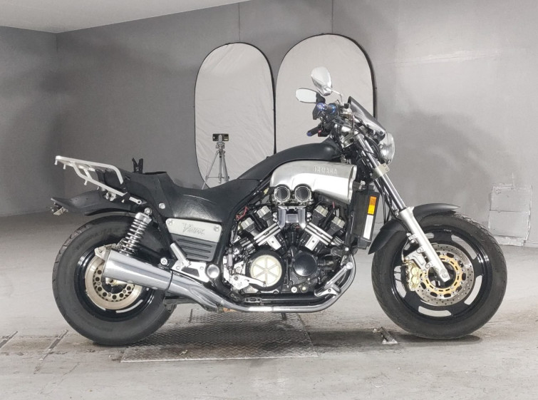 Мотоцикл Yamaha V-MAX1200 с пробегом 42368 m