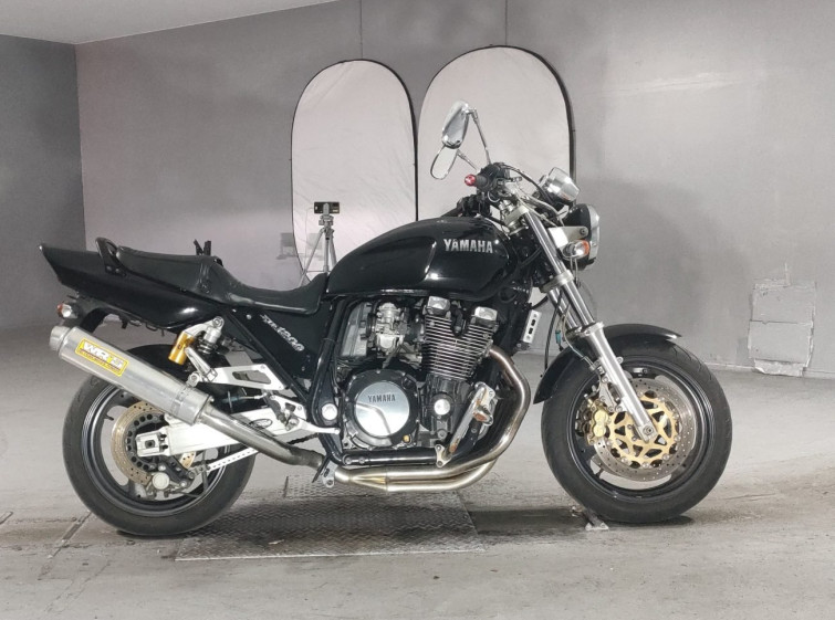 Мотоцикл Yamaha XJR1200 с пробегом 42274 km