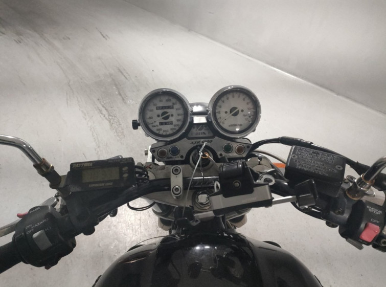 Мотоцикл Yamaha XJR1200 с пробегом 42274 km