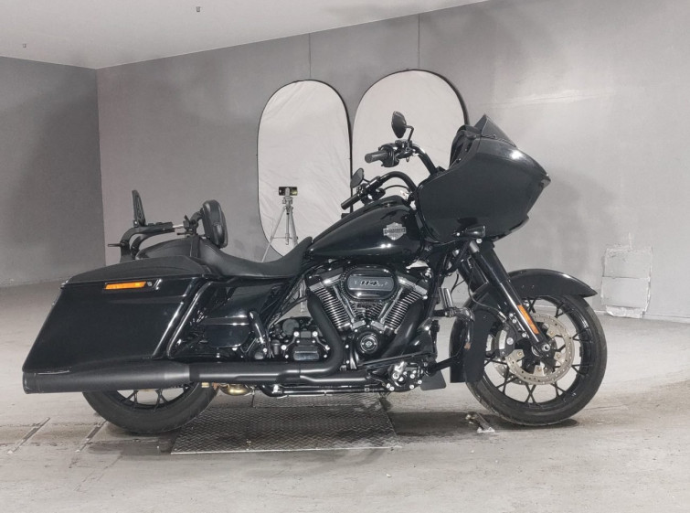 Мотоцикл HD SOFTAIL FXDRS1870 с пробегом 4735 km