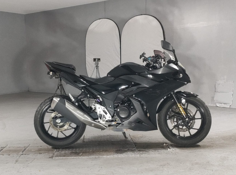 Мотоцикл Suzuki GSX250R с пробегом 74385 km