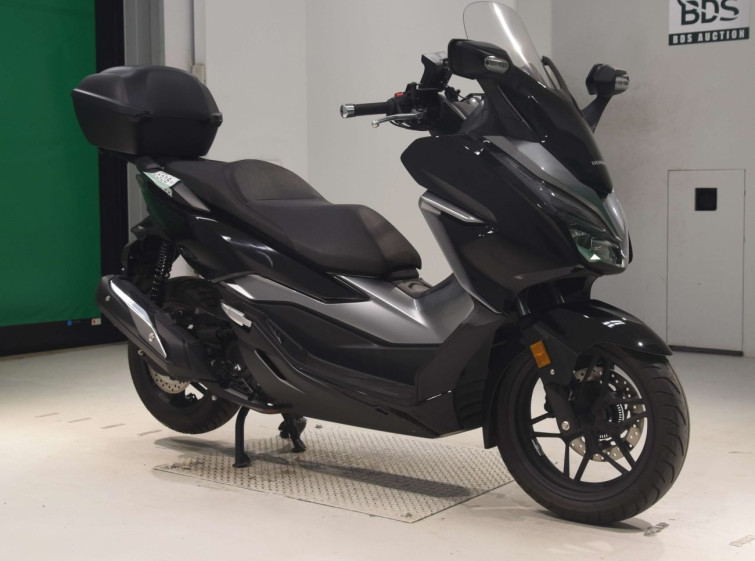 Мотоцикл Honda FORZA с пробегом 3744 km