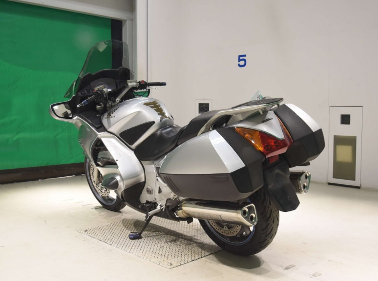 Мотоцикл Honda ST1300 PAN EUROPEAN с пробегом 89624 km