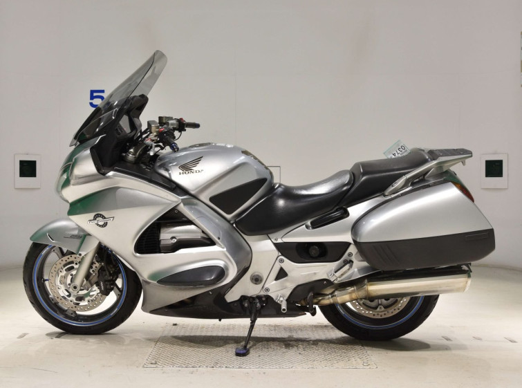 Мотоцикл Honda ST1300 PAN EUROPEAN с пробегом 89624 km