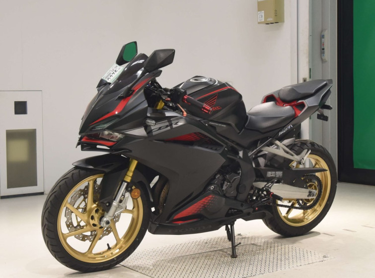 Мотоцикл Honda CBR250RRA з пробігом 17905 km