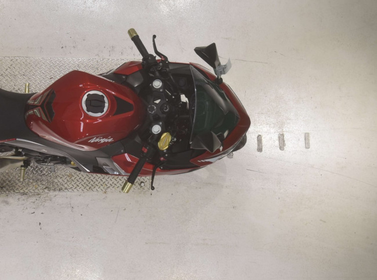 Мотоцикл Kawasaki NINJA250 з пробігом 7126 km