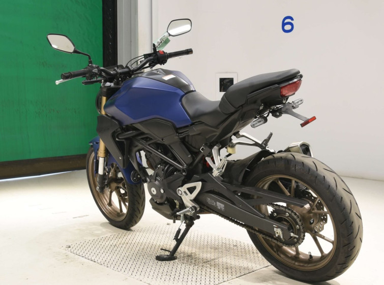 Мотоцикл Honda CB250RA з пробігом 6988 km