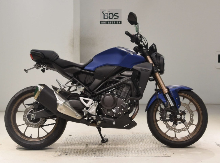 Мотоцикл Honda CB250RA з пробігом 6988 km