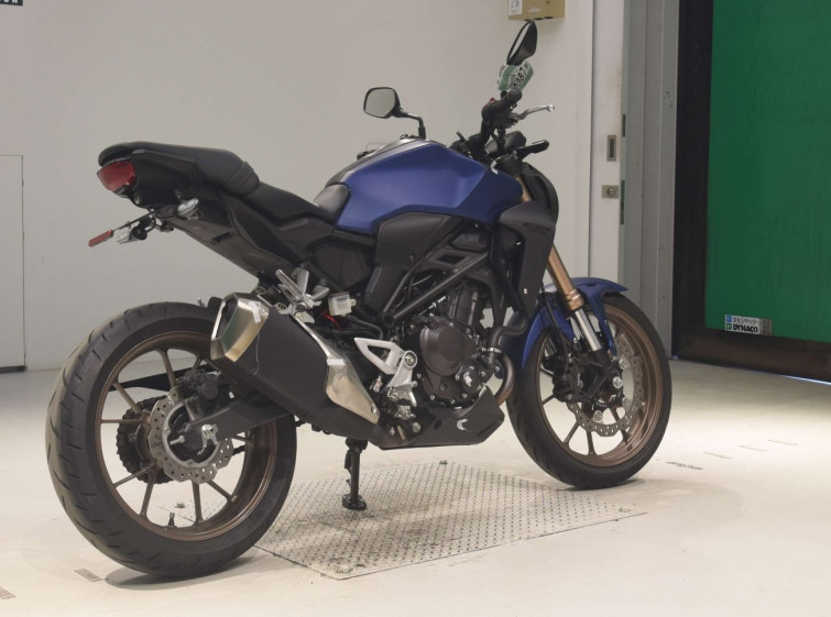 Мотоцикл Honda CB250RA з пробігом 6988 km