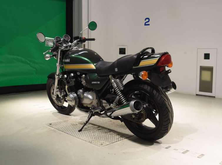 Мотоцикл Kawasaki ZEPHYR750 с пробегом 13382 km