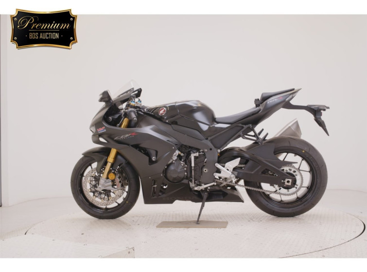 Мотоцикл Honda CBR1000RR SP з пробігом 1424 km