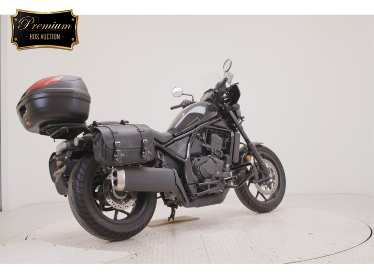Мотоцикл Honda REBEL CMX1100 з пробігом 7415 km