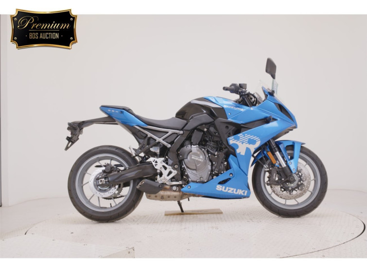 Мотоцикл Suzuki GSX-8R з пробігом 5674 km