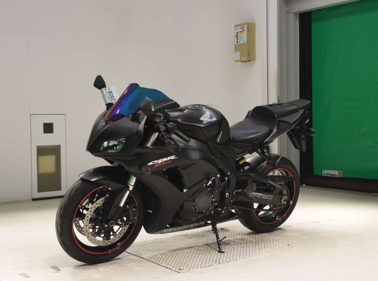 Мотоцикл Honda CBR1000RR з пробігом 30494 km