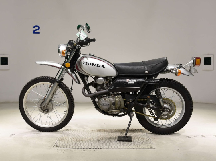 Мотоцикл Honda SL250S с пробегом 8983 km
